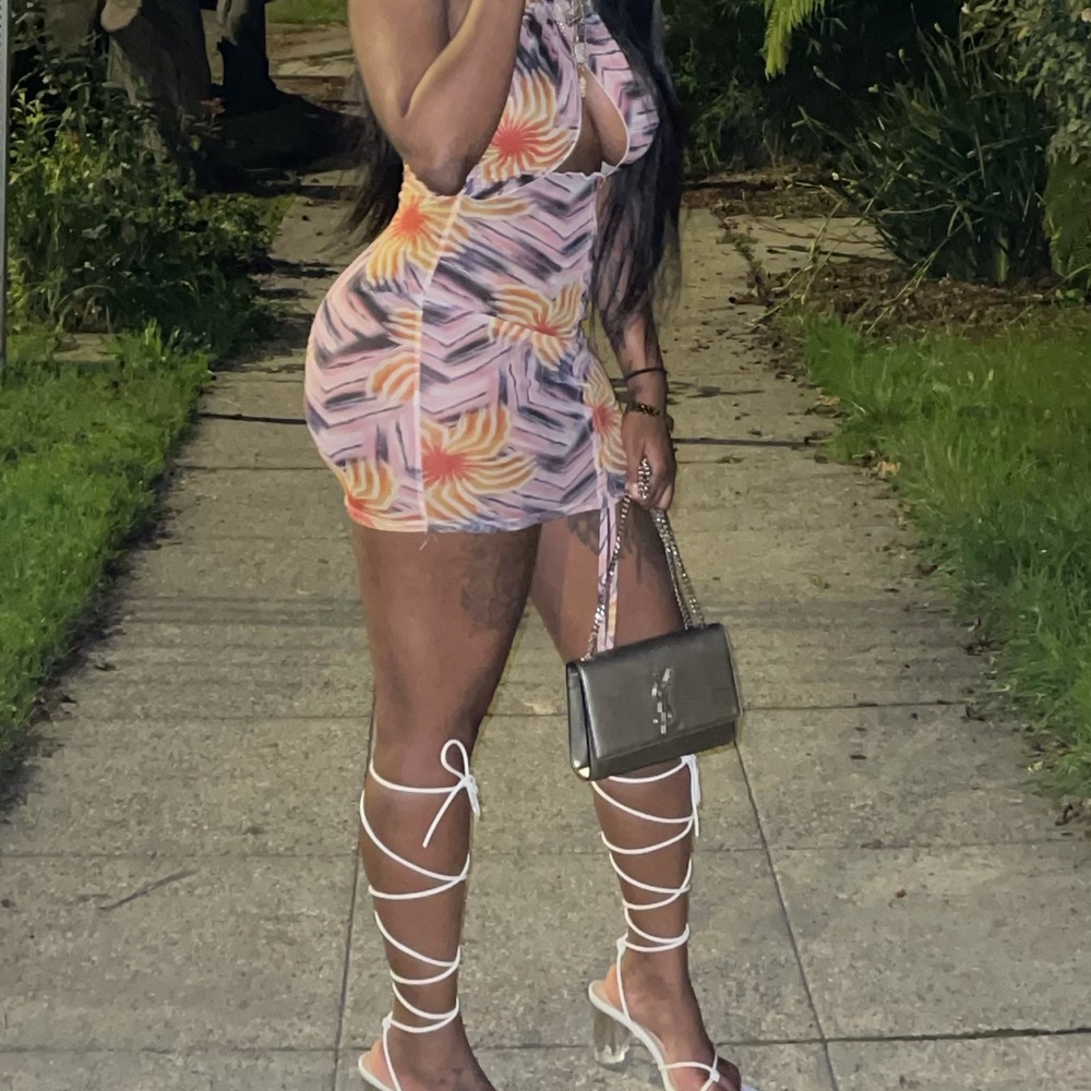 Women’s dress